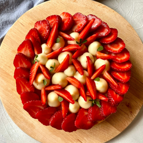 Vegan strawberry tart