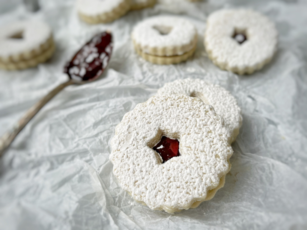 Vegan Jam Sandwich Cookies - The Quaint Kitchen