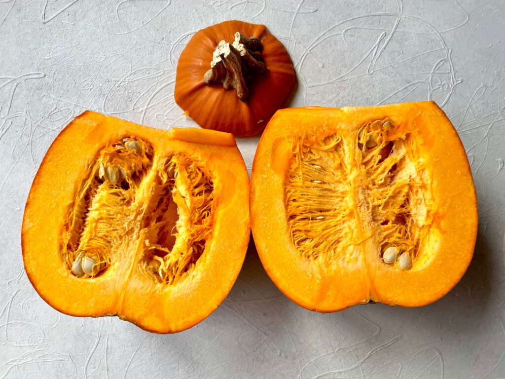 Making pumpkin purée
